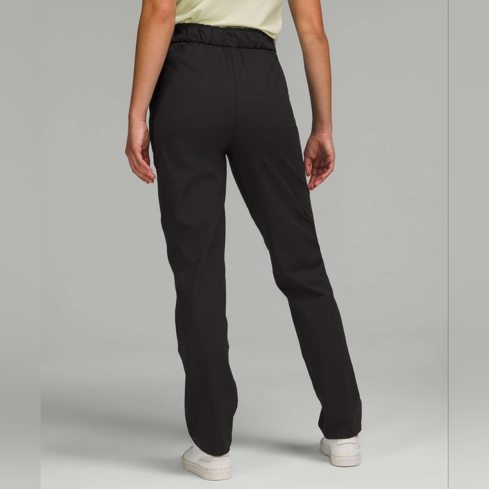 NWOT Lululemon Stretch High-Rise Pant Black Size 2